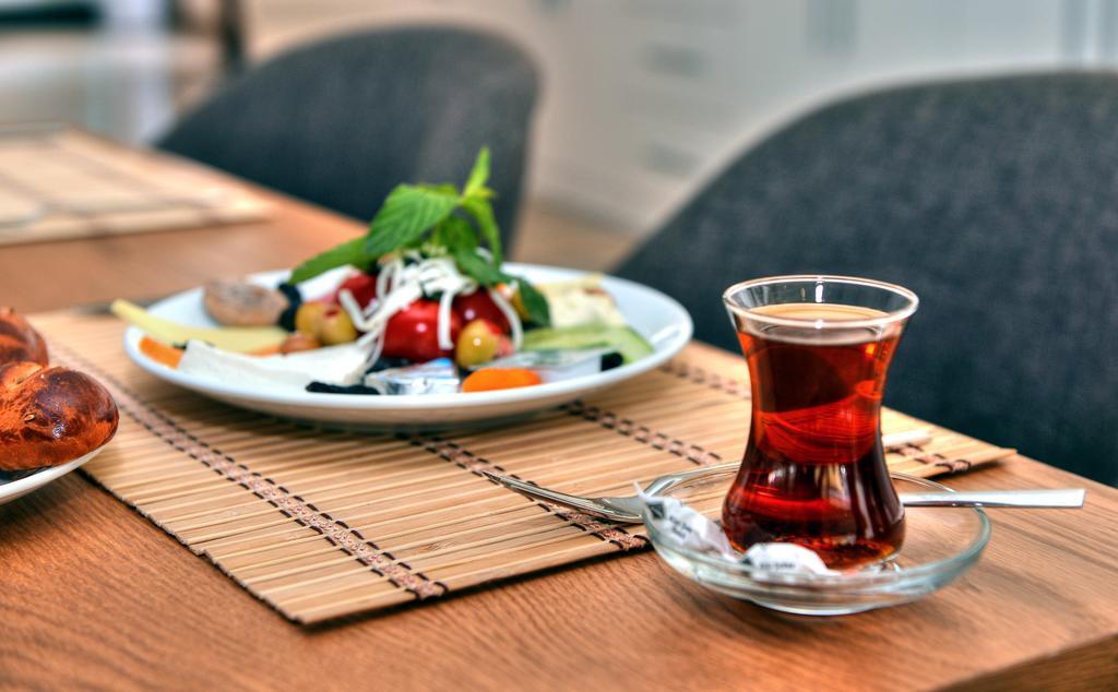 Golden Deluxe Hotel Adana Bagian luar foto