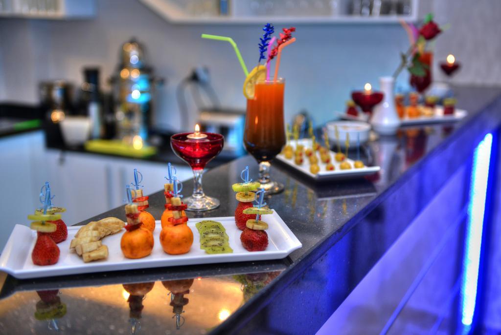 Golden Deluxe Hotel Adana Bagian luar foto