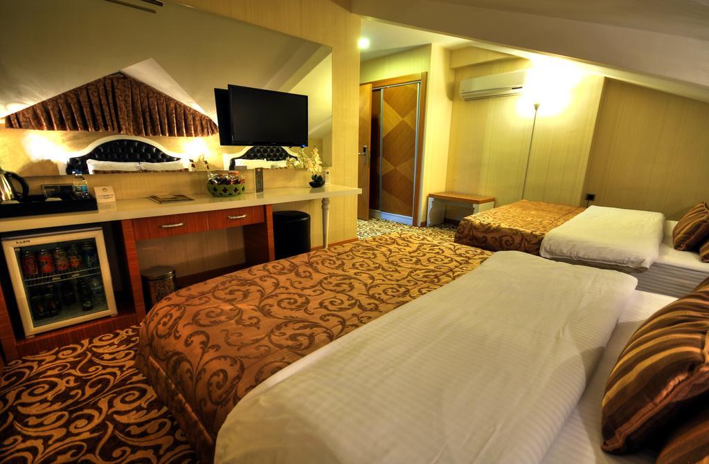 Golden Deluxe Hotel Adana Bagian luar foto