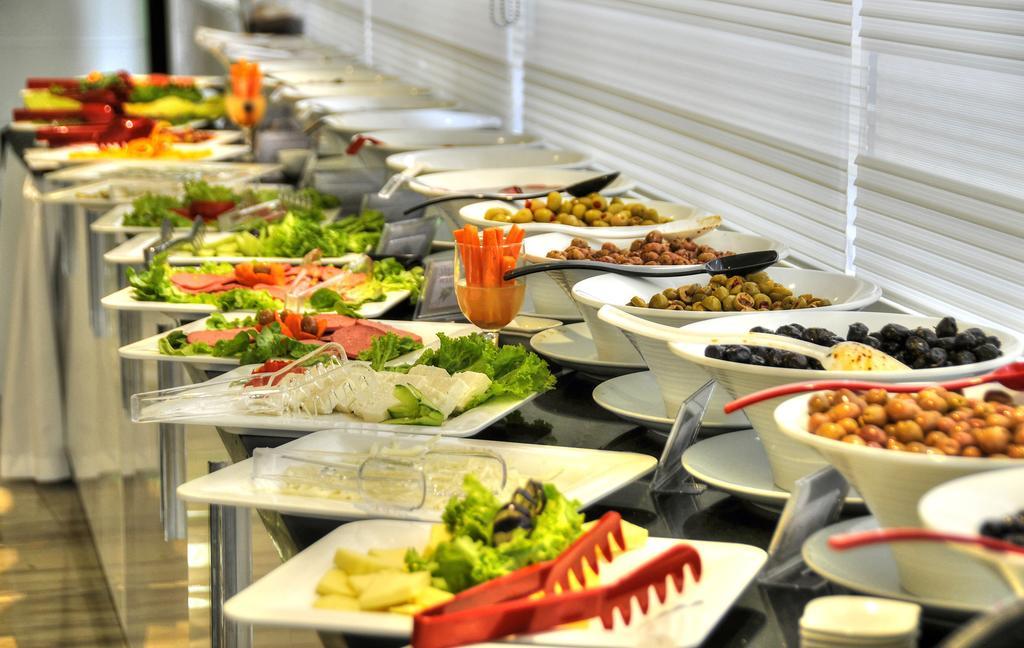 Golden Deluxe Hotel Adana Bagian luar foto